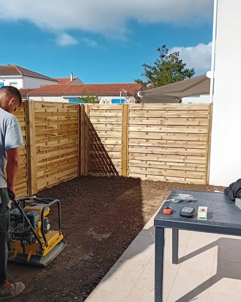 IMG-20250414-WA0070-petite