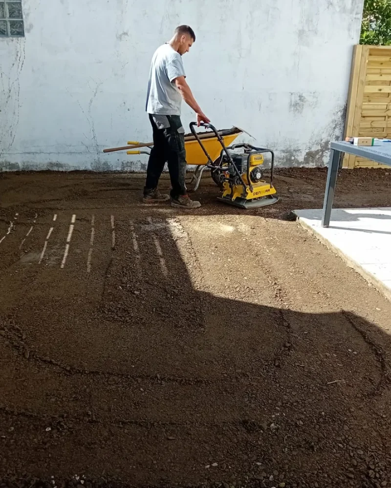 IMG-20250414-WA0074-petite